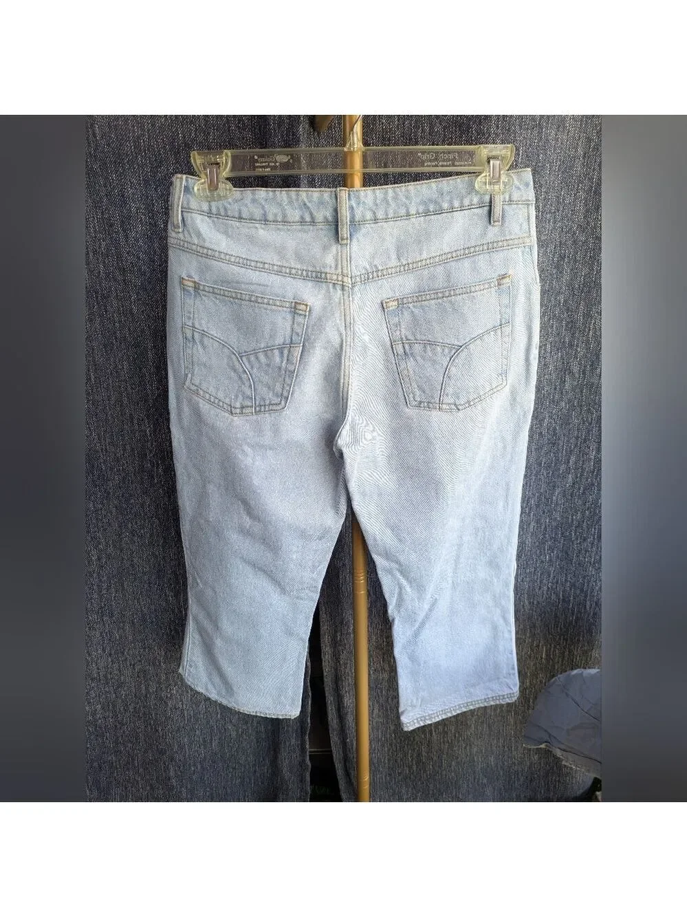 No Boundaries Light‎ Blue Denim Capri, Jrs. Size 11